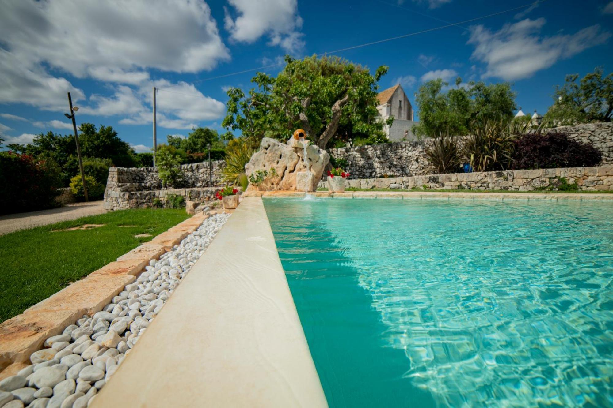 ロコロトンド Trulli Arco Anticoヴィラ エクステリア 写真