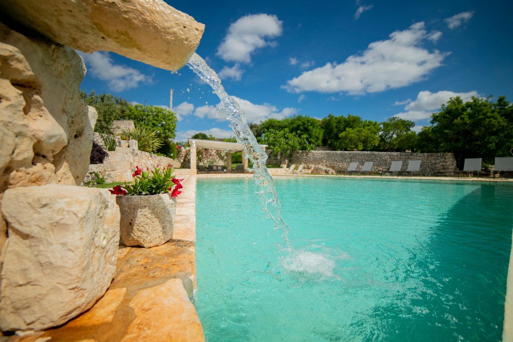 ロコロトンド Trulli Arco Anticoヴィラ エクステリア 写真