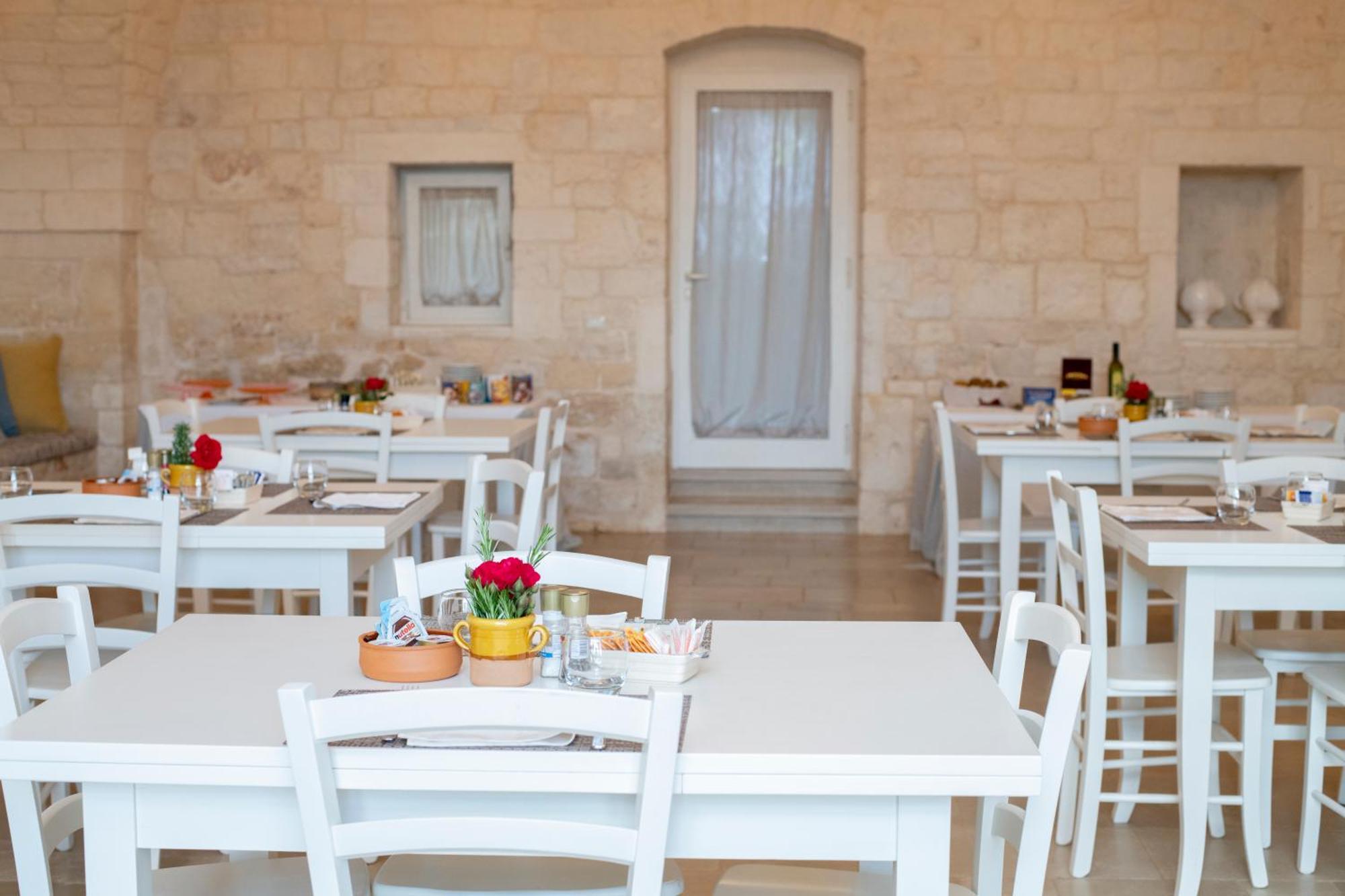 ロコロトンド Trulli Arco Anticoヴィラ エクステリア 写真