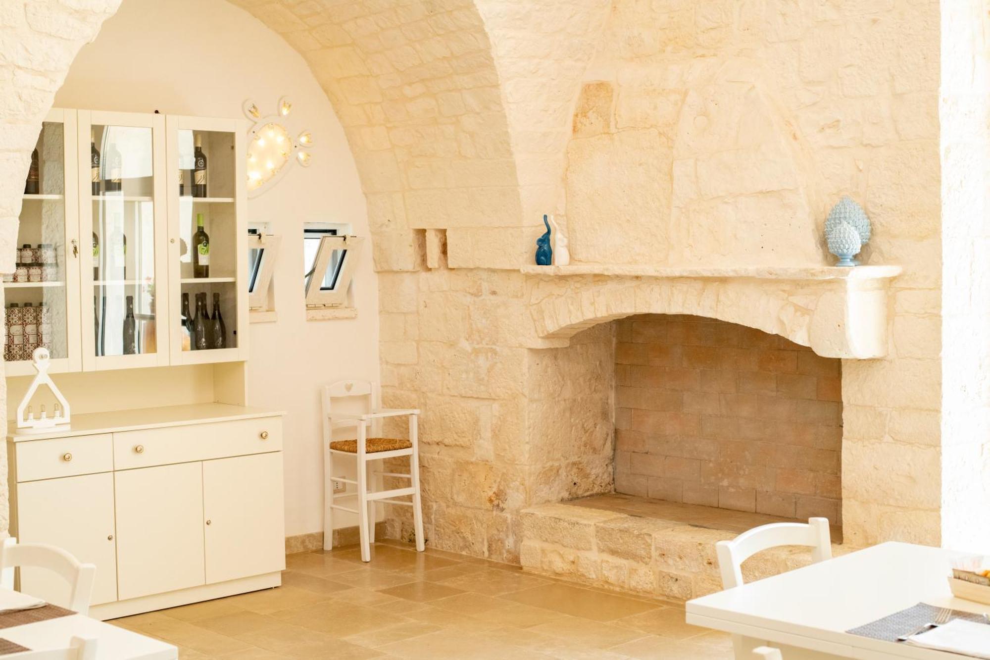 ロコロトンド Trulli Arco Anticoヴィラ エクステリア 写真