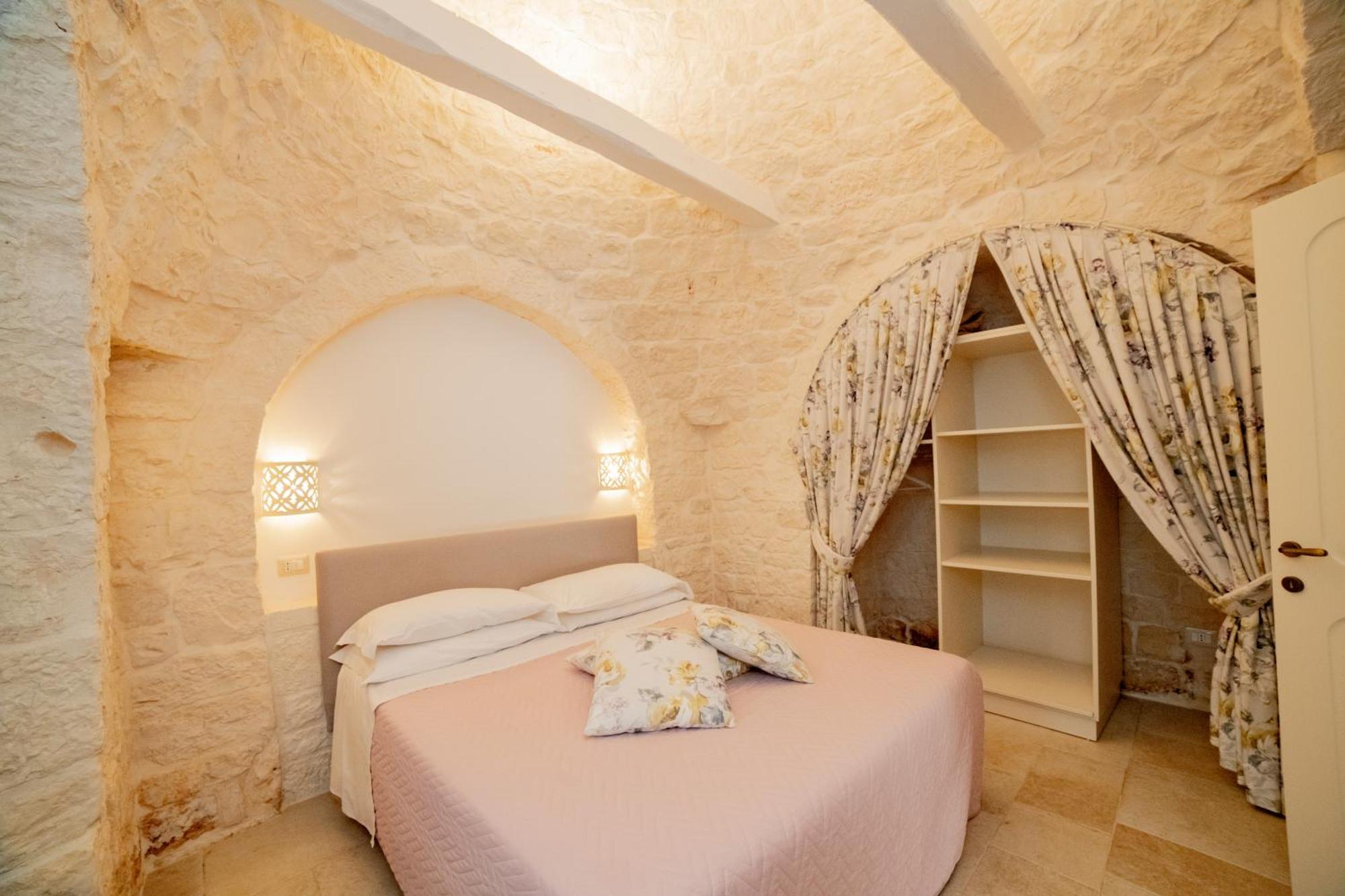 ロコロトンド Trulli Arco Anticoヴィラ エクステリア 写真